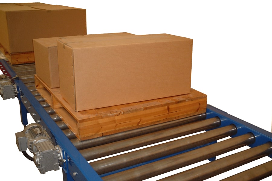 Chain-driven roller conveyor for pallets